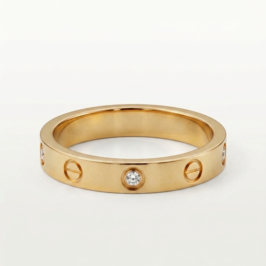 Gold ring with screw pattern with three diamond stones 