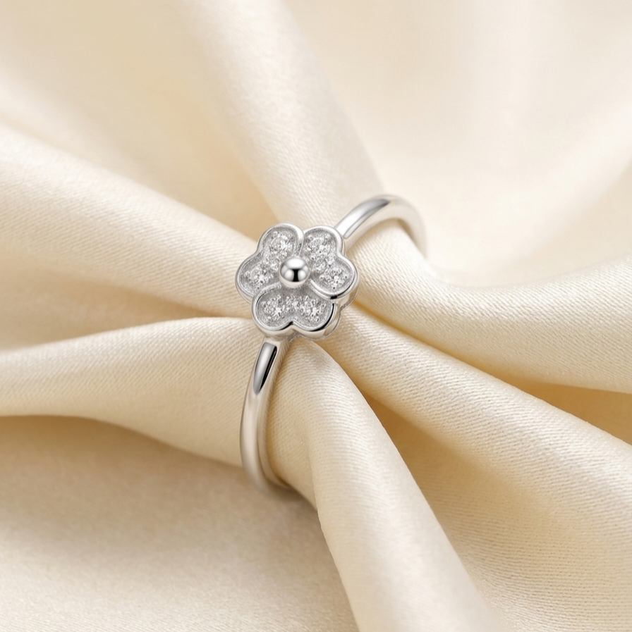 925 Sterling Silver Flora Micro Pave Daisy Ring