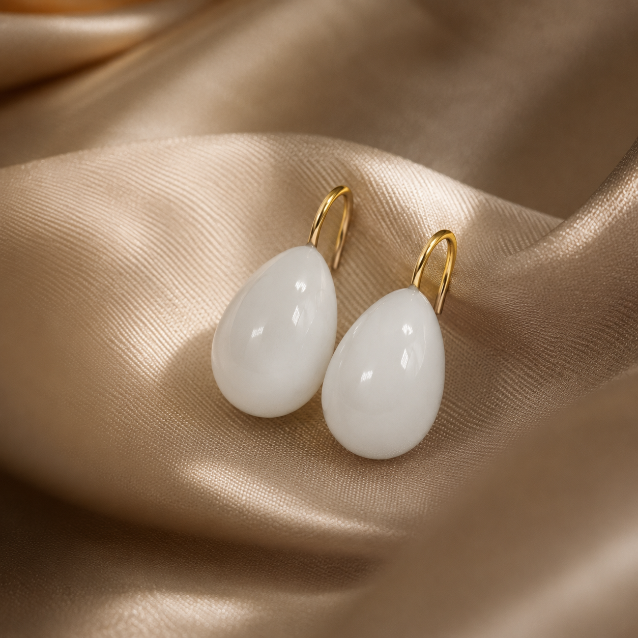 Pearl White Drop Gold Hook Anti-Tarnish Earrings